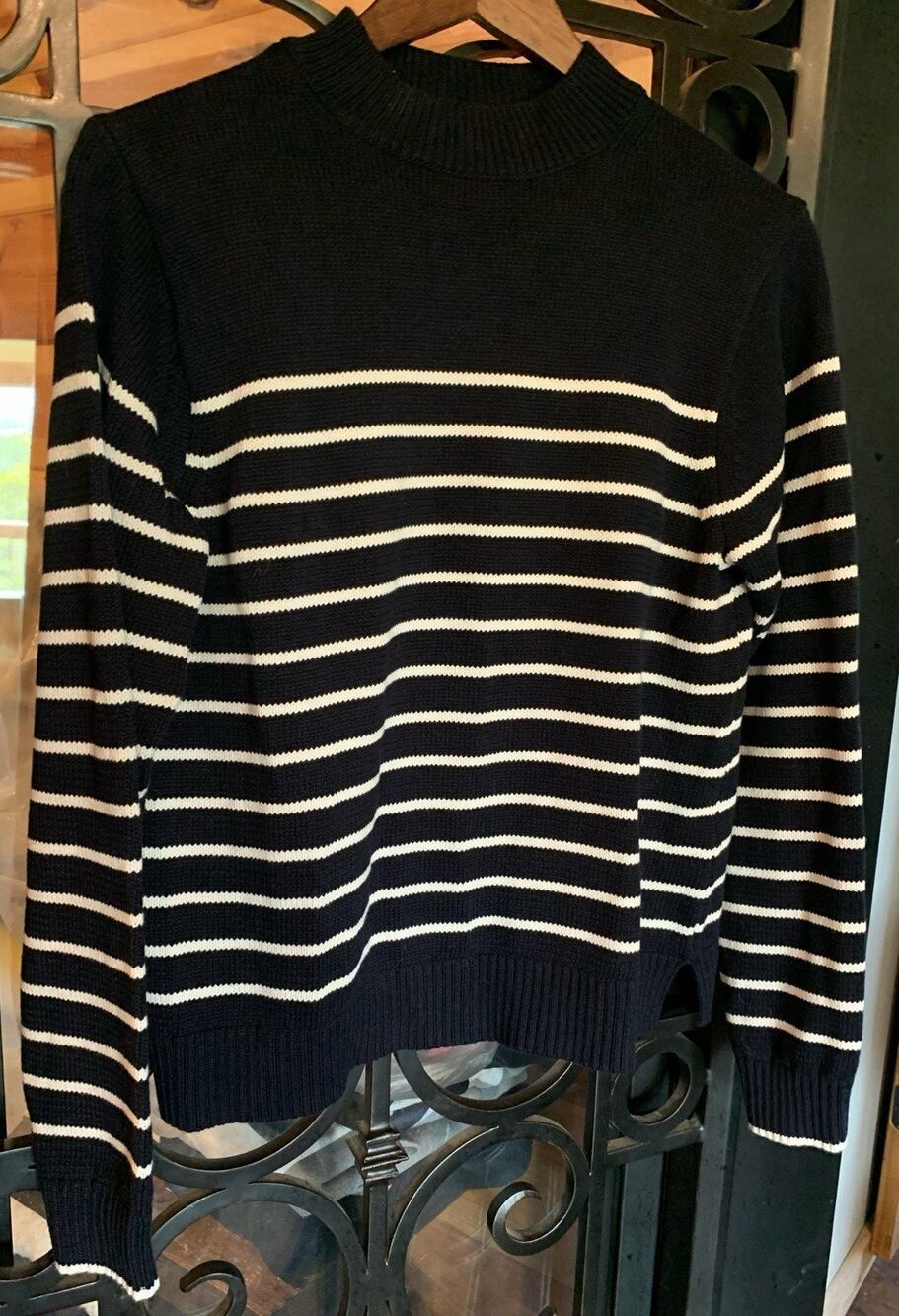 UNIQLO Striped Pullover Sweater Womens Size S Navy & White Nautical